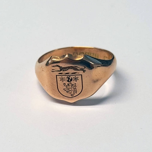 6 - 9CT GOLD CRESTED SIGNET RING, BIRMINGHAM 1919, RING SIZE W, 8.4G