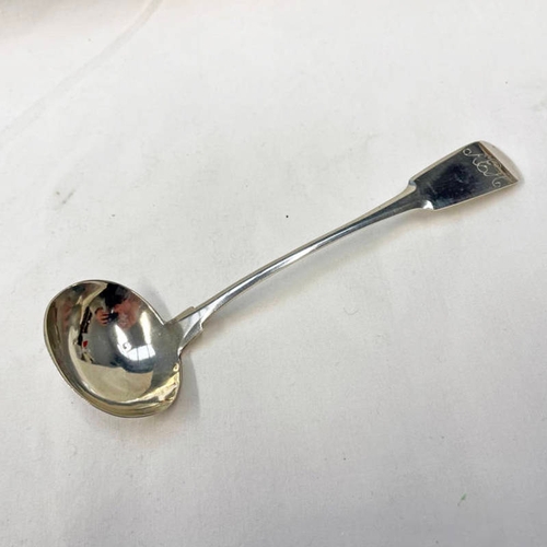 60 - 19TH CENTURY SCOTTISH PROVINCIAL SILVER FIDDLE PATTERN TODDY LADLE, POSSIBLY BANFF OR ABERDEEN