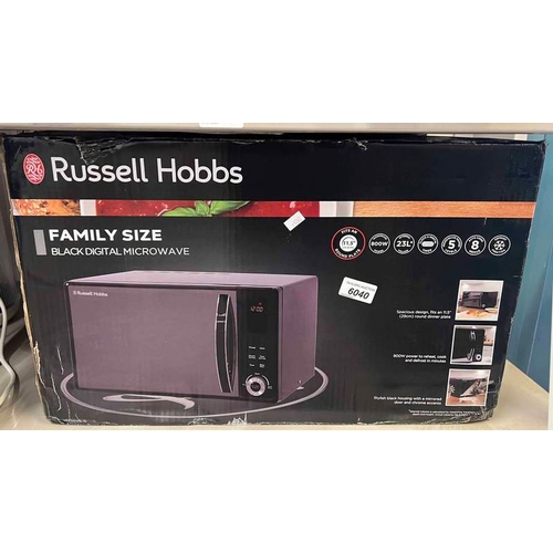 6040 - RUSSELL HOBBS FAMILY SIZE BLACK DIGITAL MICROWAVE IN BOX