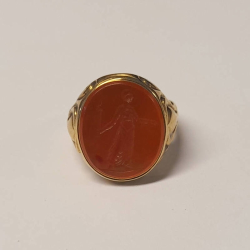 62 - 19TH CENTURY GOLD CARNELIAN INTAGLIO RING - RING SIZE Q, 8.2G