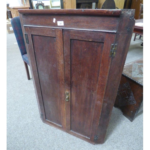 17 - 19TH CENTURY OAK 2 DOOR CORNER CABINET 103 CM TALL