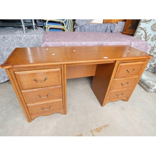 347 - SILENTNIGHT CABINETS DRESSING TABLE WITH 2 COLUMNS OF 3 DRAWERS  142 CM LONG