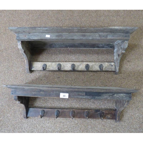 48 - EARLY 20TH CENTURY OAK WALL MOUNTED COAT RACK  61 CM WIDE