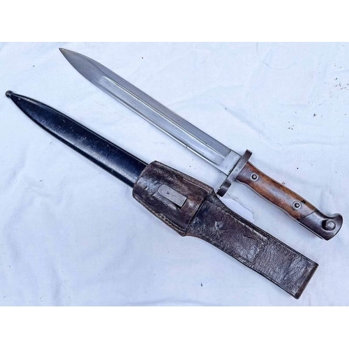 1069 - AUSTRIAN EXPORT KNIFE BAYONET WITH 25CM LONG BLADE BY CEWG, WOODEN GRIP, POMMEL WITH MARK  WITH ITS ... 