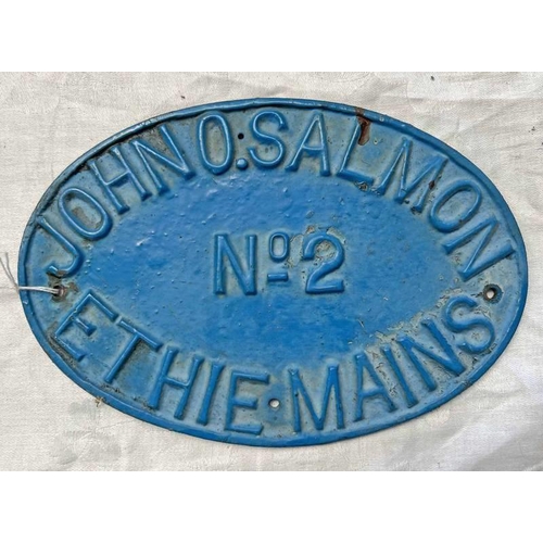 1295 - CAST METAL PLAQUE ''JOHNO SALMON NO 2 ETHIE MAINS''  23 CM ACROSS