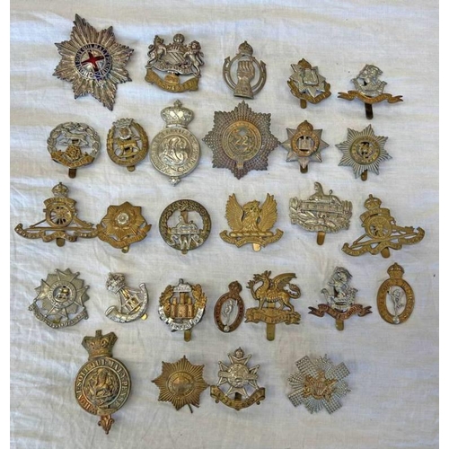 1340 - SELECTION OF VARIOUS CAP BADGES TO INCLUDE ESSEX REGT, YORK & LANCASTER, 22 CHESHIRE REGT, HONOURABL... 