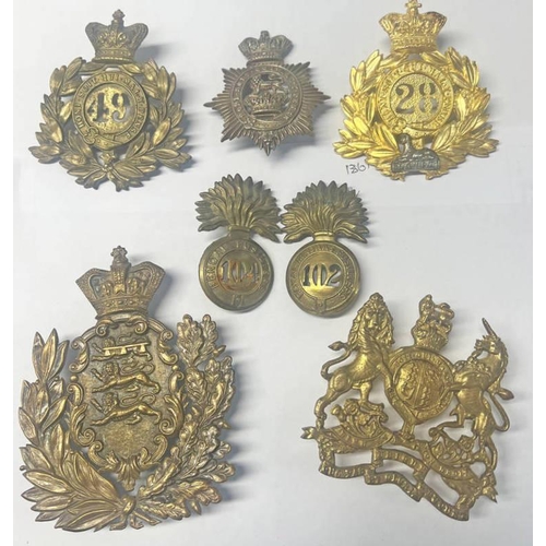 1349 - SELECTION OF HELMET & SHAKO PLATES TO INCLUDE 102 MADRAS FUSILIER'S, 104 BENGAL FUSILIER'S, DUKE OF ... 