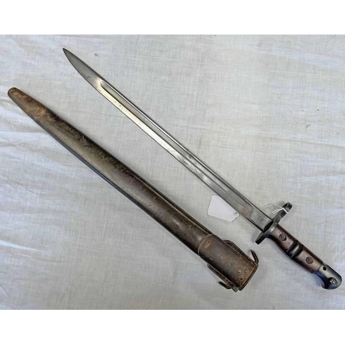 1387 - WW1 US REMINGTON 1917 BAYONET WITH 43CM LONG BLADE WITH MARKINGS, WITH ITS SCABBARD STAMPED GF WITH ... 