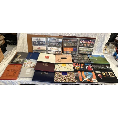 2579 - 2 ALBUMS OF PRESENTATION PACKS 1982-1996, ROYAL MAIL SPECIAL STAMPS SETS 19841995 (LACKS 1987), ROYA... 