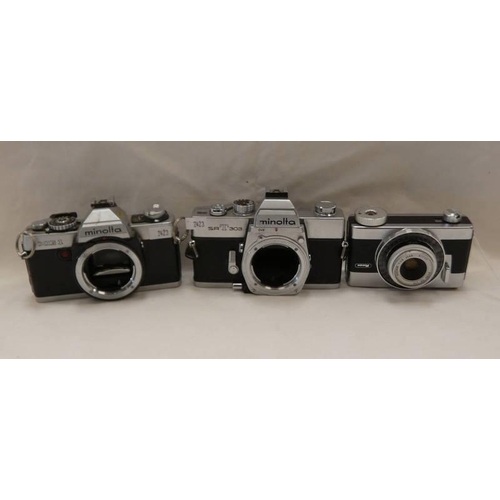 4040 - SELECTION OF CAMERAS, CAMCORDERS, ETC TO INCLUDE; SONY HANDYCAM WITH ACCESSORIES CARRY BAG, CANON AF... 