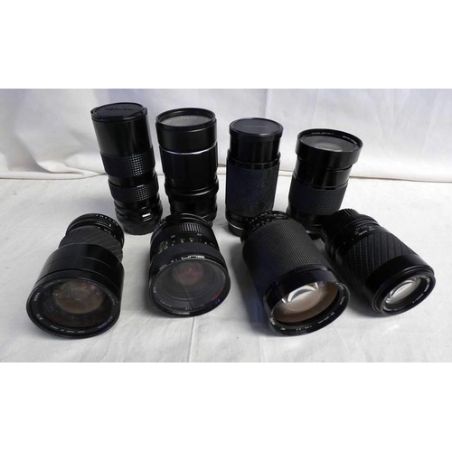 4043 - SELECTION OF CAMERA ACCESSORIES, LENSES, ETC, TO INCLUDE; SIGMA A F TELE 1:5.6 400MM LENS, BENCINI C... 