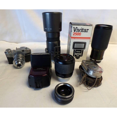 4043 - SELECTION OF CAMERA ACCESSORIES, LENSES, ETC, TO INCLUDE; SIGMA A F TELE 1:5.6 400MM LENS, BENCINI C... 