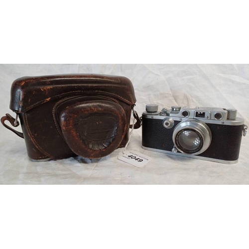 4049 - LEITZ WETZLAR LEICA IIIA CAMERA WITH ERNST LEITZ WETZLAR SUMMAR F/2 5CM LENS. SERIAL NO.257051. COME... 