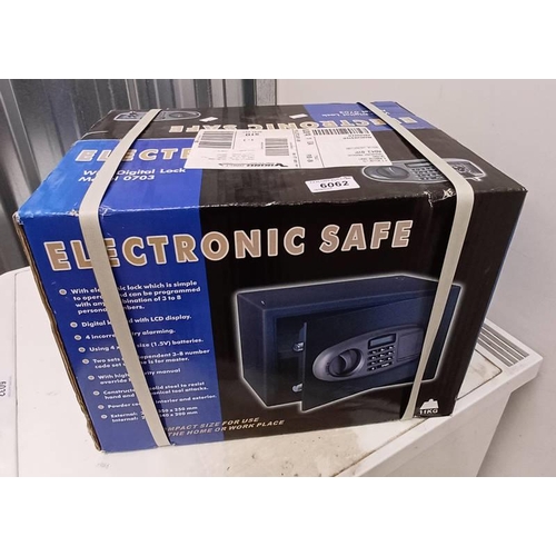 6062 - ELECTRONIC SAFE WITH DIGITAL LOCK MODEL 0703 (STILL IN BOX)