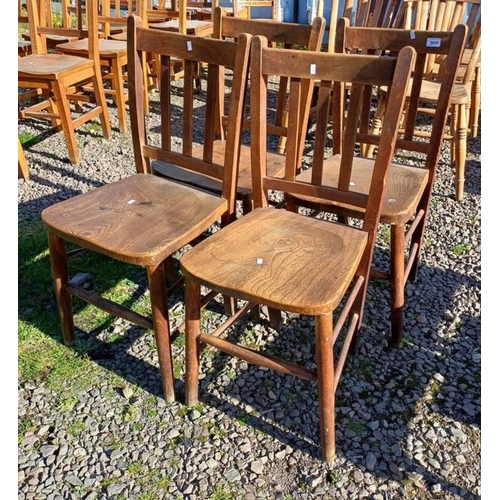 5024 - SET OF 4 ELM CHAIRS ON TURNED SUPPORTS. PLUS VAT ON THE HAMMER