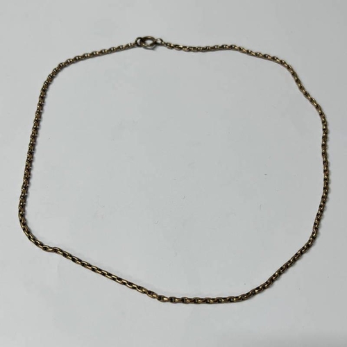 51 - EARLY 20TH CENTURY YELLOW METAL CHAIN NECKLACE MARKED 9C - 7.2 G