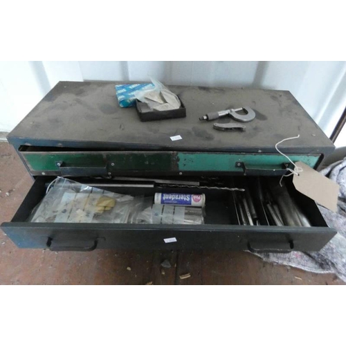 6035 - METAL TOOL BOX WITH CONTENTS OF TOOLS TO INCLUDE VARIOUS DRILL BITS BS TRADEMARK MICROMETER ETC.