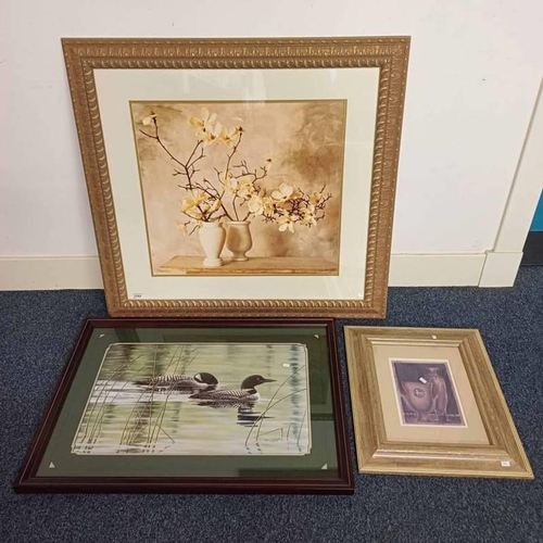 1193 - GILT FRAMED PICTURE OF VASES OF FLOWERS 54 X 58 CM, FRAMED PICTURE DUCKS & 1 OTHER