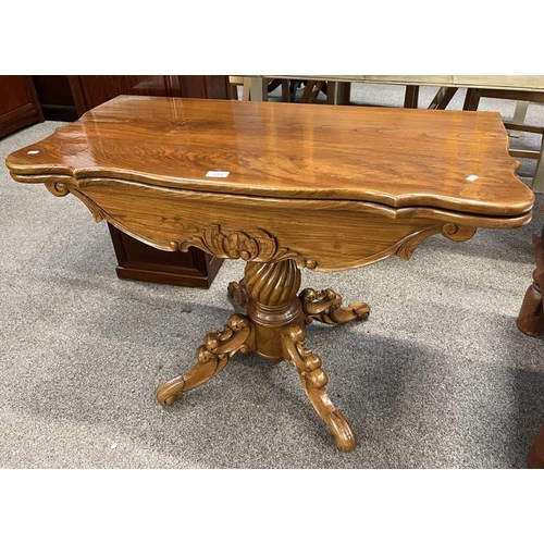 153 - 19TH CENTURY STYLE CARVED HARDWOOD TURNOVER TEA TABLE, 96CM WIDE