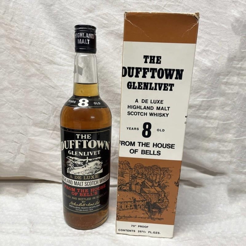 2050A - 1 BOTTLE DUFFTOWN GLENLIVET 8 YER OLD DE LUXE HIGHLAND MALT WHISKY - 26  2/3 FL OZS.  70 PROOF. BOXE... 