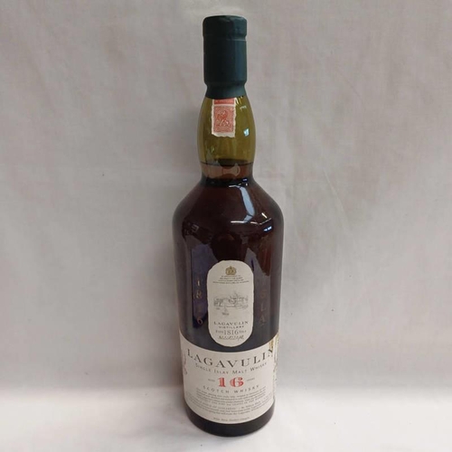 2085 - 1 BOTTLE LAGAVULIN 16 YEAR OLD SINGLE MALT WHISKY, WHITE HORSE DISTILLERS BOTTLING - 1 LITRE 43% VOL... 