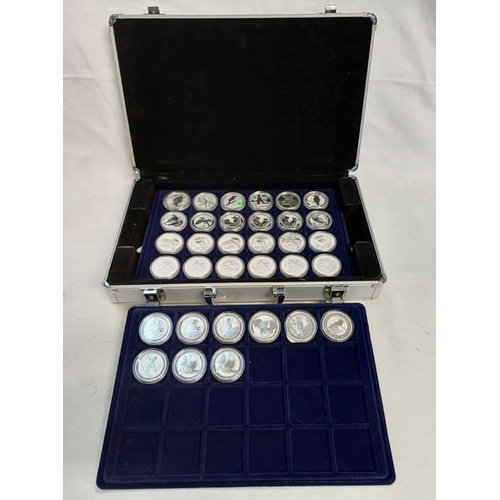 2112 - 33 X AUSTRALIA 1OZ SILVER DOLLARS TO INCLUDE: 1993, 2003 & 2008 KANGAROO'S; 2003, 2009, 2011, 4 X 20... 