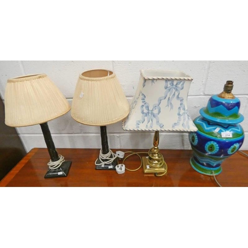 214 - PAIR OF BLACK PORCELAIN TABLE LAMPS, PORCELAIN TABLE LAMP WITH BLUE & GREEN PATTERN & BRASS LAMP.