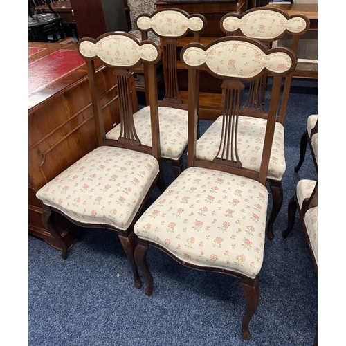 29 - SET OF 4 EARLY 20TH CENTURY MAHOGANY CHAIRS WITH PIERCED & SHAPED BACKS ON LONG CABRIOLE SUPPORTS