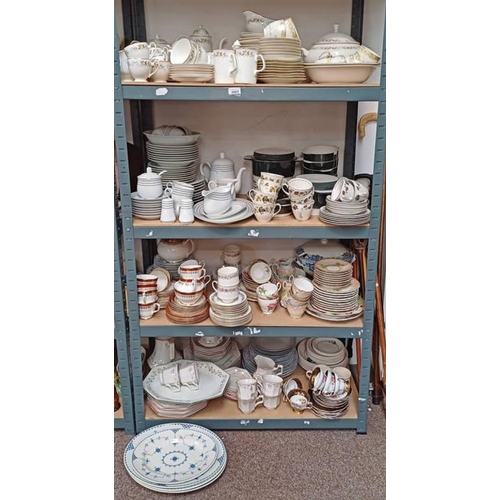 3003 - LARGE SELECTION OF PORCELAIN DINNER & TEAWARE INCLUDING MAYFAIR, DOULTON, PARAGON INCLUDING TUREENS ... 