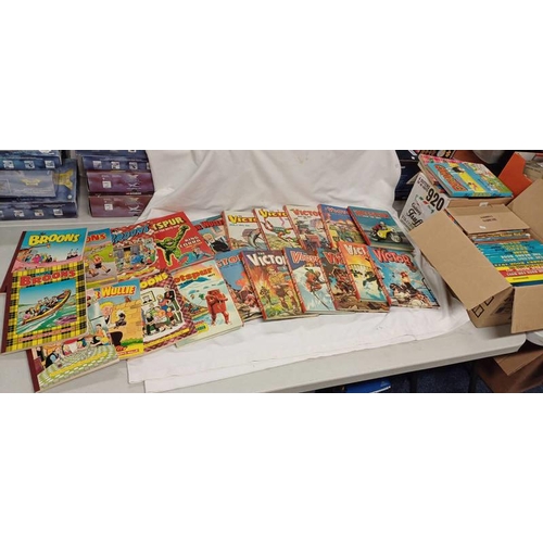 4001 - QUANTITY  OF CHILDREN'S ANNUALS INCLUDING TITLES SUCH AS OOR WULLIE, THE BROONS, THE BEANO & OTHERS