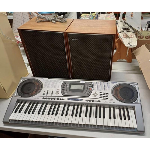 4019 - CASIO ELECTRIC KEYBOARD TOGETHER WITH A PAIR OF HACKER STEREO SPEAKERS & OTHERS