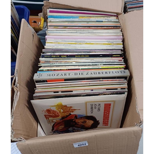 4052 - SELECTION OF MAINLY CLASSICAL MUSIC VINYL RECORDS