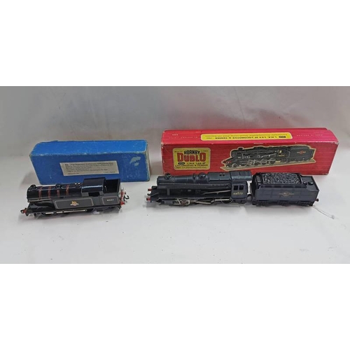 4240 - 2 HORNBY DUBLO OO GAUGE STEAM LOCOMOTIVES INCLUDING 2224 L.M.R 2-8-0 8F (2-RAIL) TOGETHER WITH EDL17... 