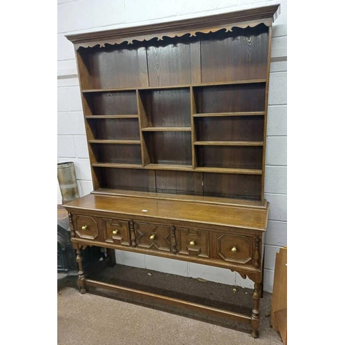 57 - OAK WELSH DRESSER WITH PLATE RACK BACK OVER 3 PANELLED DRAWERS ON TURNED & BLOCK SUPPORTS - 215CM TA... 