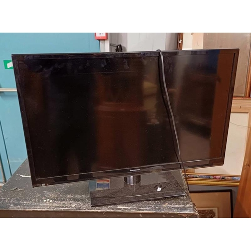 6070 - PANASONIC LCD 32'' TELEVISION MODEL NO. TX-L32EM6B