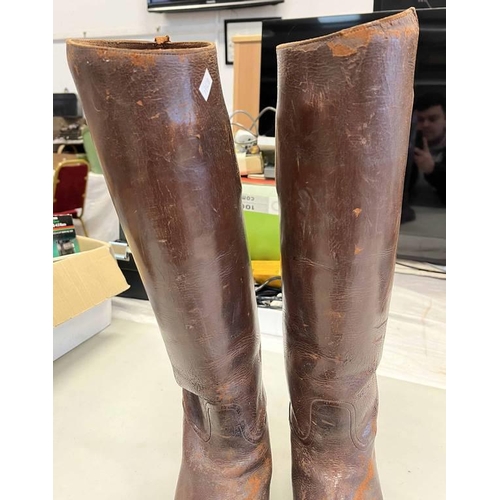 1430 - PAIR OF BROWN LEATHER RIDING BOOTS BY GORDON & CO LONDON