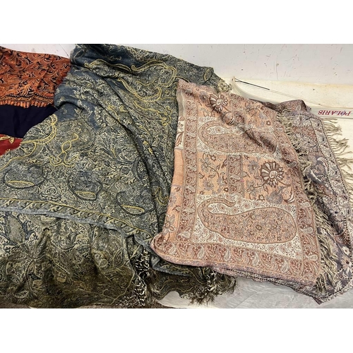 1588 - SELECTION OF INDIAN AND MIDDLE EASTERN FABRICS TO INCLUDE VARIOUS WITH GOLD BULLION THREADS ETC IN O... 