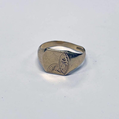 103 - 9CT GOLD SIGNET RING - 4.0 G, RING SIZE S - HOOP BENT