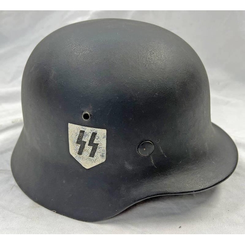 1116 - REPRODUCTION WW2 GERMAN SS HELMET WITH LINER