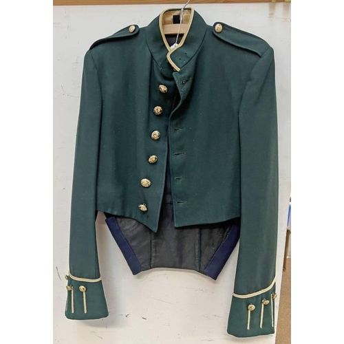 1292 - NO1 DRESS JACKET TO THE QUEENS OWN CAMERON HIGHLANDERS WITH BUTTONS