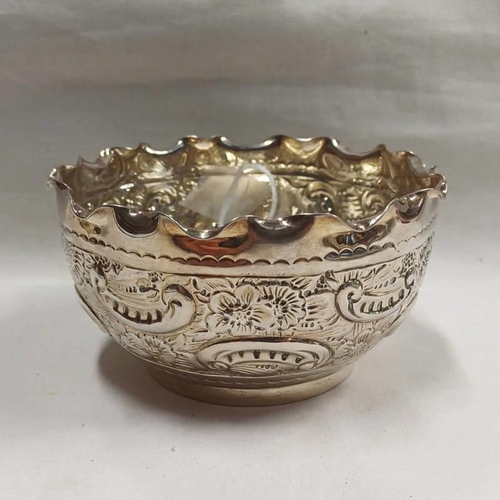 184 - SILVER FOLIATE EMBOSSED SUGAR BOWL, BIRMINGHAM 1896 - 165G