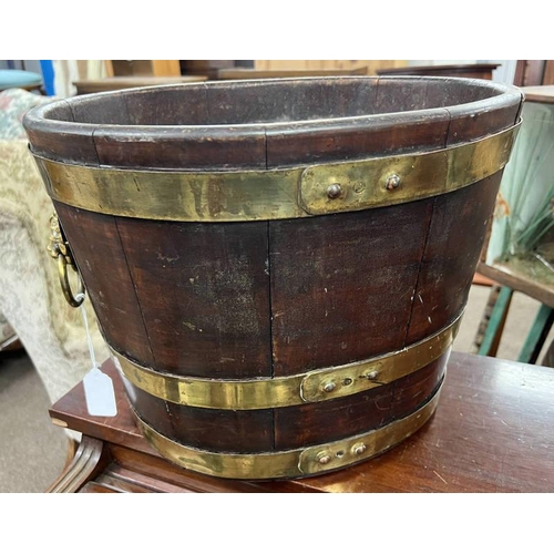 5098 - GILT METAL BOUND BUCKET / WINE COOLER WITH LION HEAD HANDLES, 40CM ACROSS AND 30CM TALL