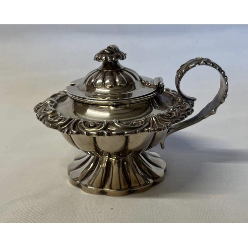 57 - GEORGE III SILVER MUSTARD POT WITH FOLIATE DECORATION BY SAMUEL ROBERTS & CO, SHEFFIELD 1828 - 7CM T... 