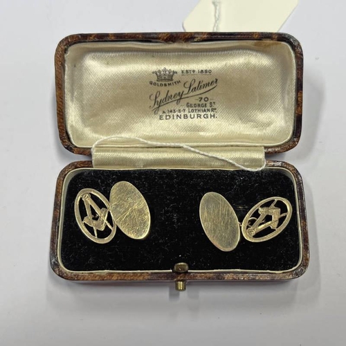 698 - PAIR 9CT GOLD MASONIC CUFFLINKS. BOXED - 5.5G