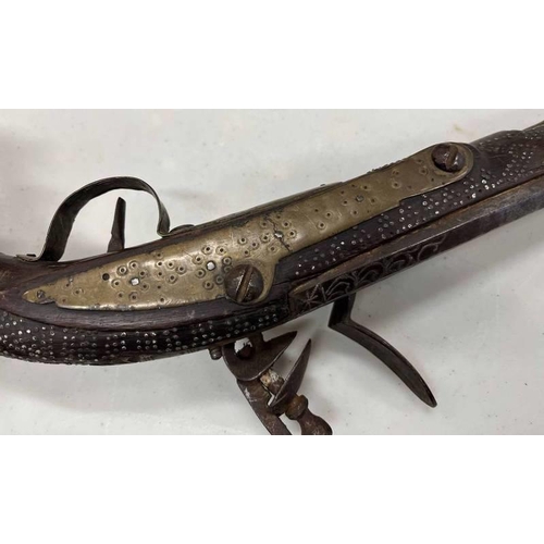 1135 - 19TH CENTURY 38 BORE INDIAN FLINTLOCK HOLSTER PISTOL WITH 27.3CM HEAVY OCTAGONAL BARREL WITH SILVER ... 