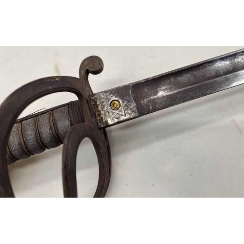 1180 - VICTORIAN ROYAL ARTILLERY OFFICERS SWORD BY HAWKES & CO LONDON WITH 88.5CM LONG SINGLE EDGE STEEL BL... 