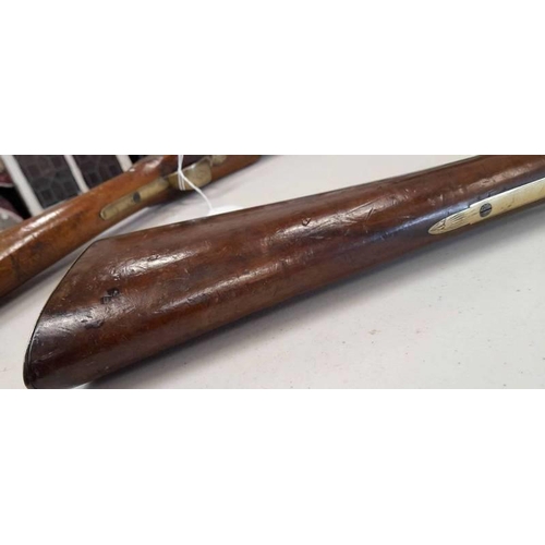 1222 - BRASS BARRELLED FLINTLOCK BLUNDERBUSS BY MORTIMER, 13.75'' BARREL, FLARED MUZZLE, ENGRAVED H W MORTI... 