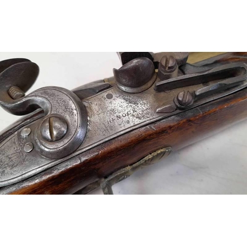 1234 - FLINTLOCK BLUNDERBUSS BY NOCK WITH A 31.5CM LONG BRASS BARREL MARKED 'SAFE WILKES LONDON', LOCK SIGN... 