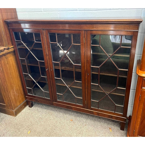 56 - EARLY 20TH CENTURY MAHOGANY BOOKCASE WITH 4 ASTRAGAL GLASS PANEL DOORS OPENING TO SHELVED INTERIOR O... 