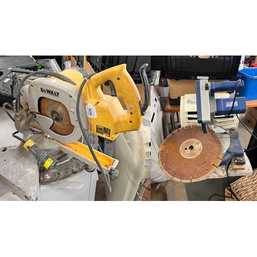 6058 - DEWALT CIRCULAR SAW, DW707-LX AND ONE OTHER -2-